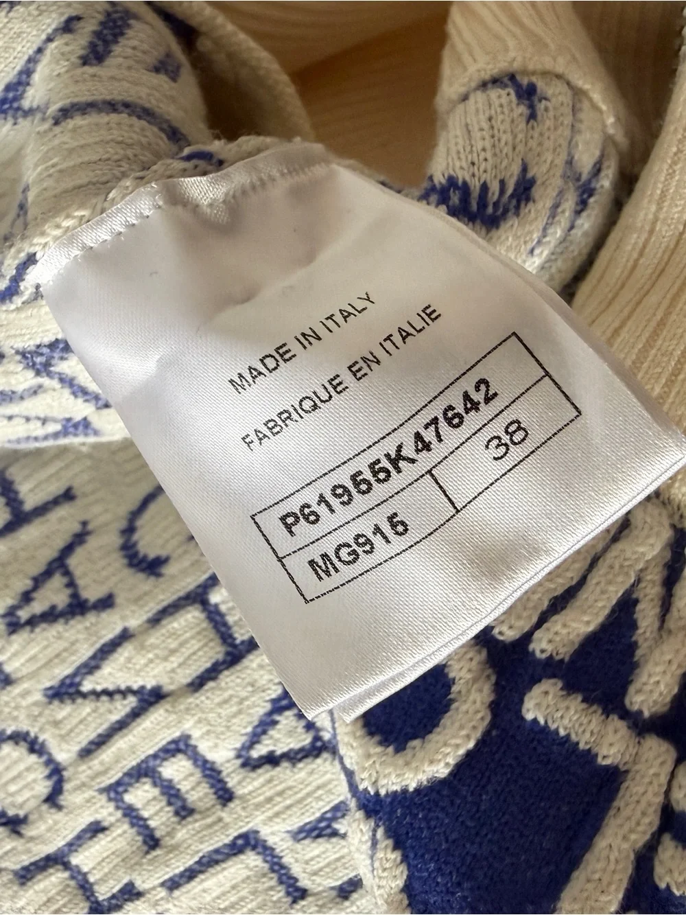 CHANEL logo knit